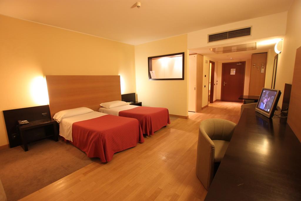 Golf Hotel Milano Opera Δωμάτιο φωτογραφία
